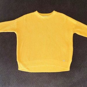 Hollister Yellow Sweater